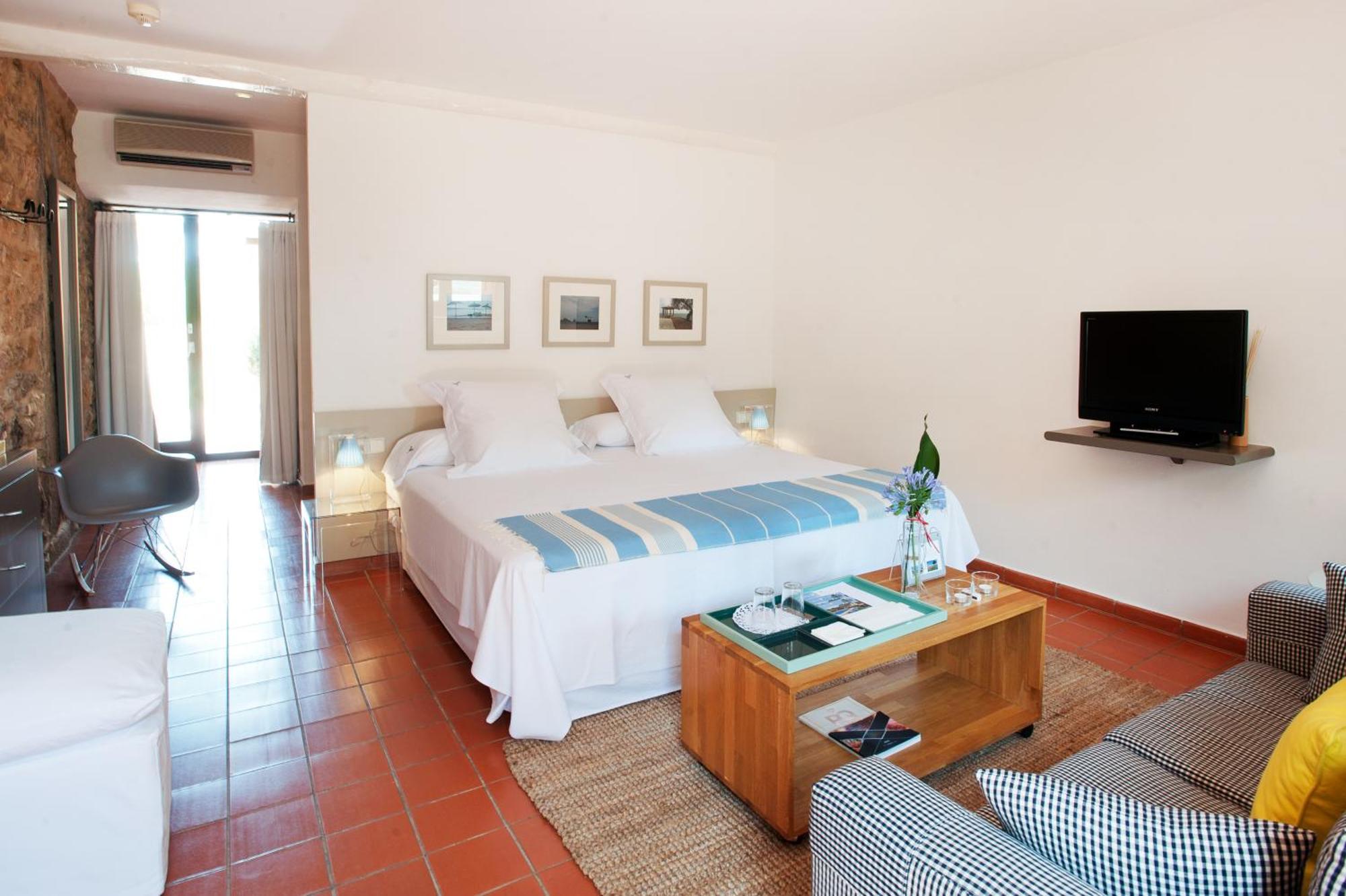 Mas Falgarona Boutique & Hotel Avinyonet de Puigventós